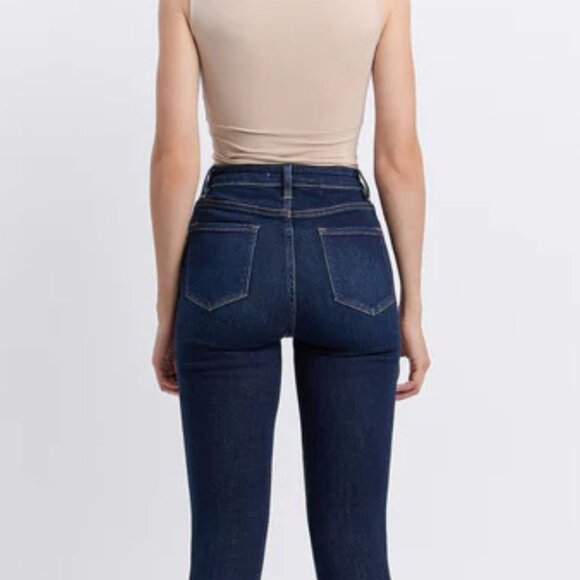 VERVET Slim Jeans - Picture 2 of 10